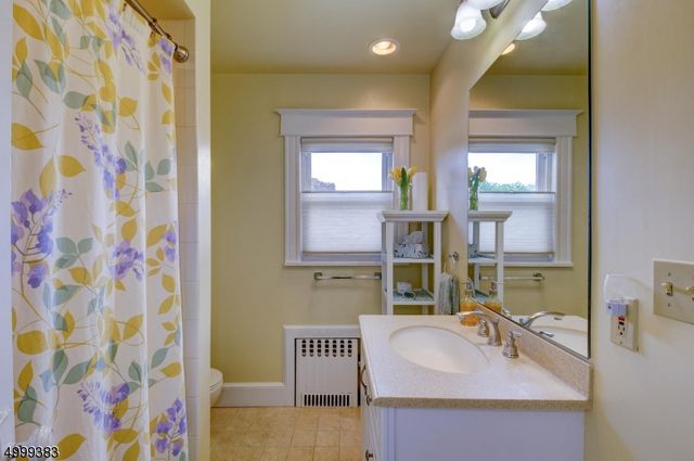 114 Oxford Ave, Boonton Town, NJ 07005