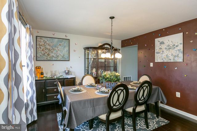 109 SEURAT LN, Martinsburg, WV 25403