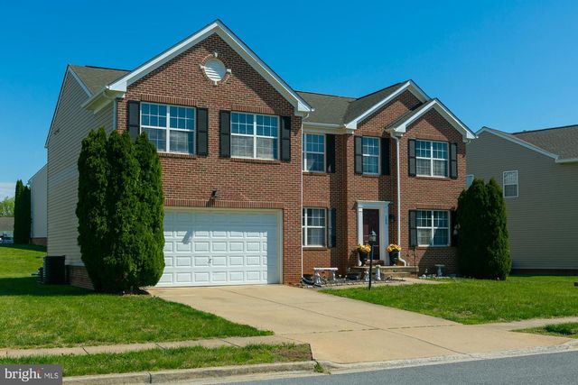 109 SEURAT LN, Martinsburg, WV 25403