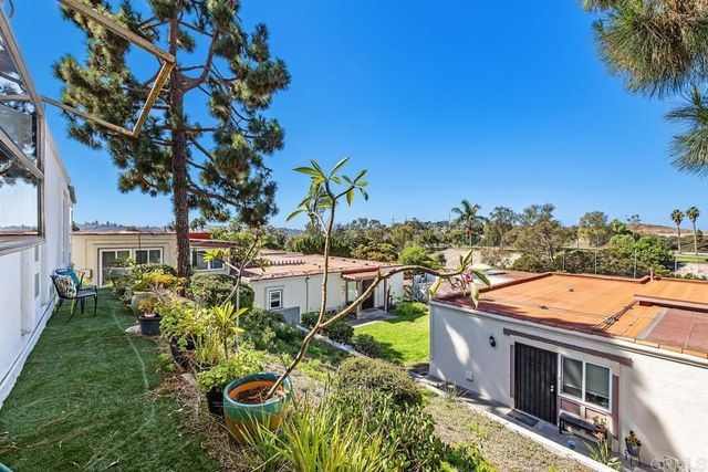 3621 Vista Campana S 105, Oceanside, CA 92057