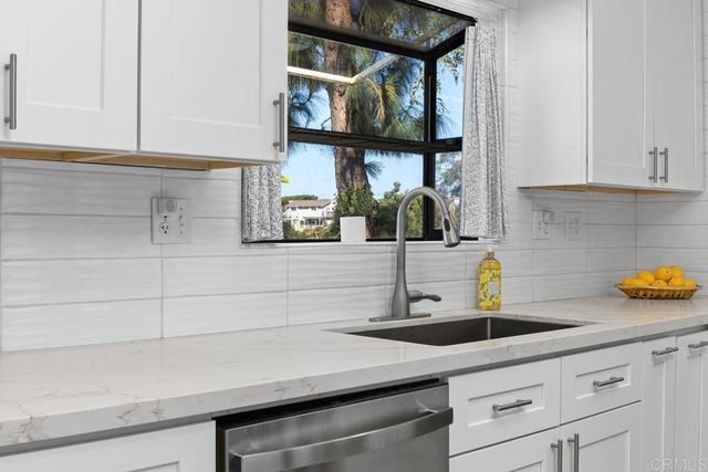 3621 Vista Campana S 105, Oceanside, CA 92057
