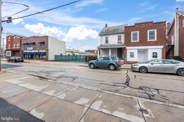 33 W 2ND ST, Lansdale, PA 19446