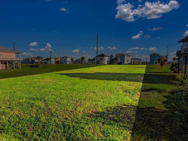 18703 Shaman Drive, Galveston, TX 77554