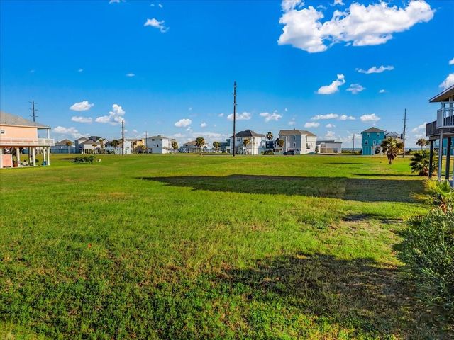 18703 Shaman Drive, Galveston, TX 77554