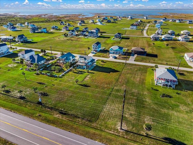 18703 Shaman Drive, Galveston, TX 77554