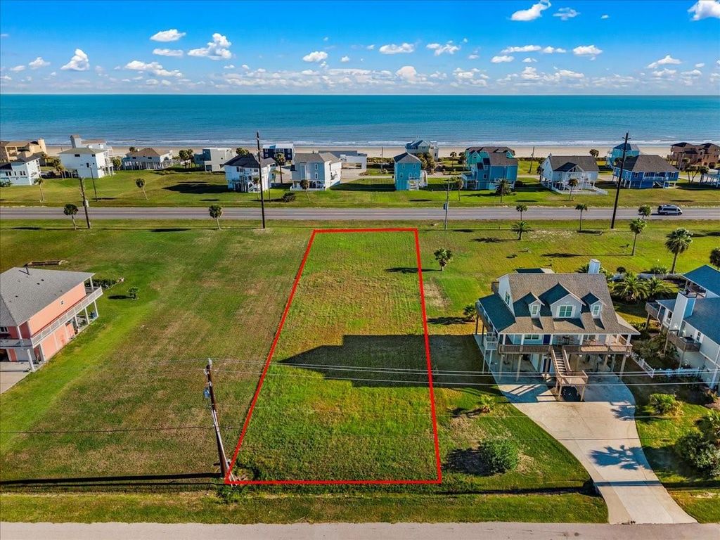 18703 Shaman Drive, Galveston, TX 77554