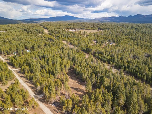 133 Pine MDW, Athol, ID 83801