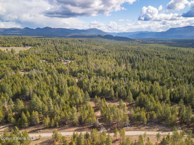133 Pine MDW, Athol, ID 83801