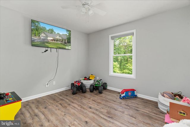 160 CAMP DAVID CT, Linden, VA 22642