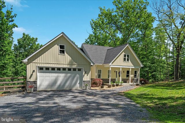 160 CAMP DAVID CT, Linden, VA 22642