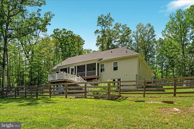160 CAMP DAVID CT, Linden, VA 22642