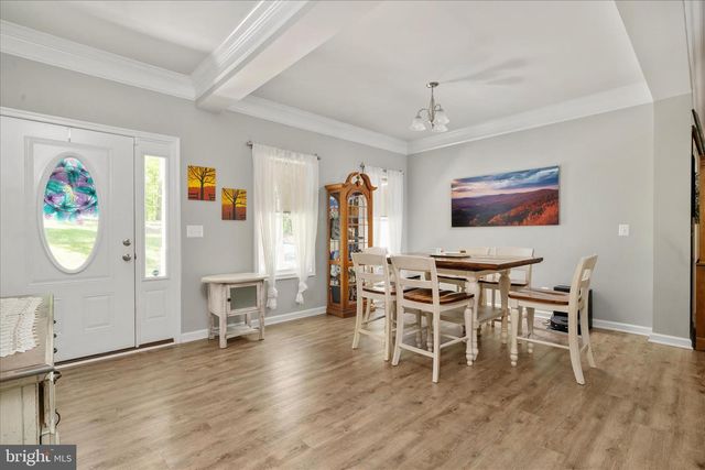 160 CAMP DAVID CT, Linden, VA 22642