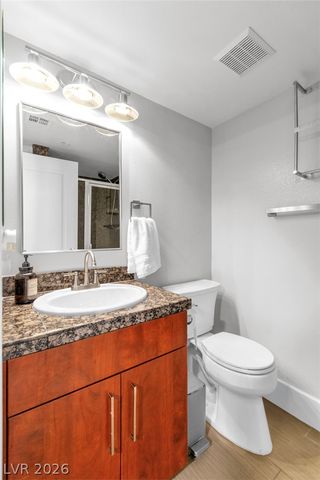 9050 West Tropicana Avenue 1102, Las Vegas, NV 89147