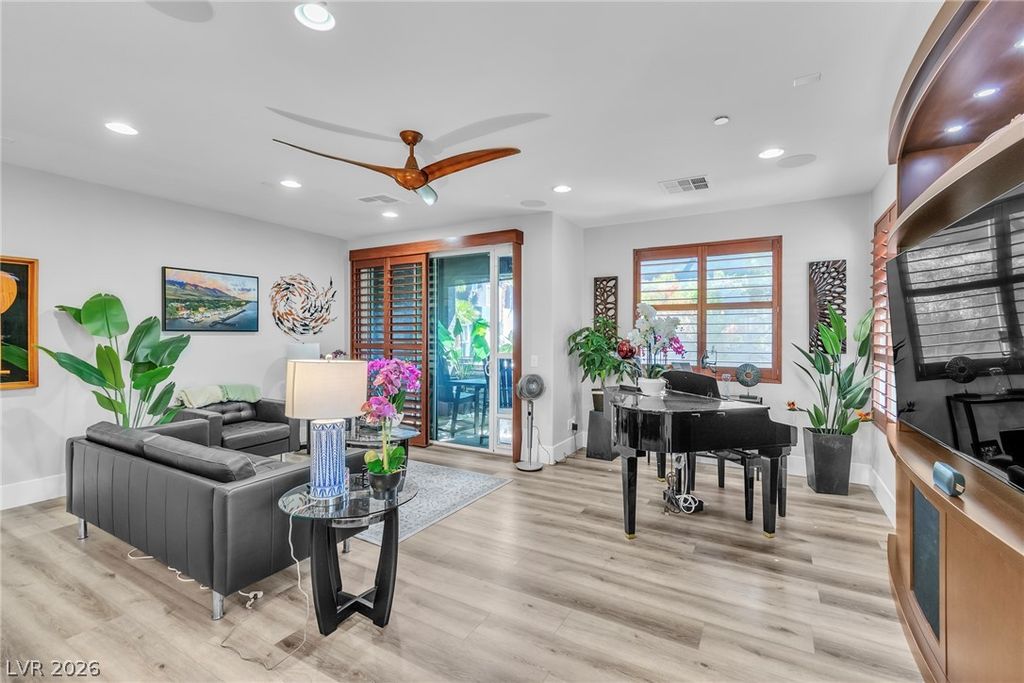 9050 West Tropicana Avenue 1102, Las Vegas, NV 89147 — photo 4