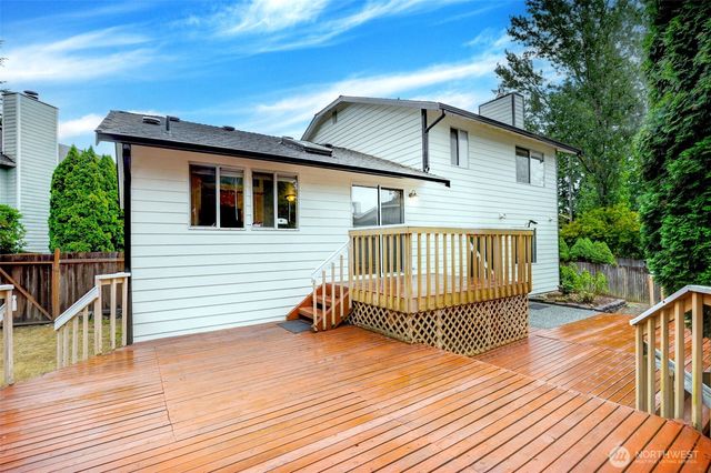 532 198th Street SE, Bothell, WA 98012