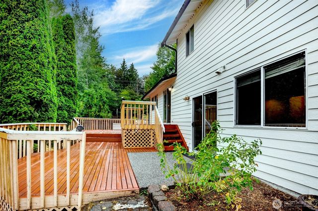 532 198th Street SE, Bothell, WA 98012