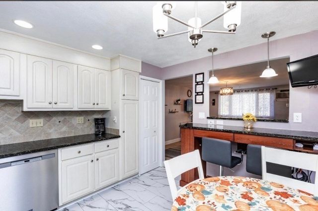120 Parker St 22, Acton, MA 01720