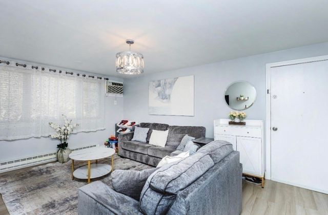 120 Parker St 22, Acton, MA 01720