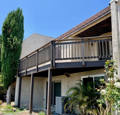 15652 Hillview Lane 17, Granada Hills, CA 91344