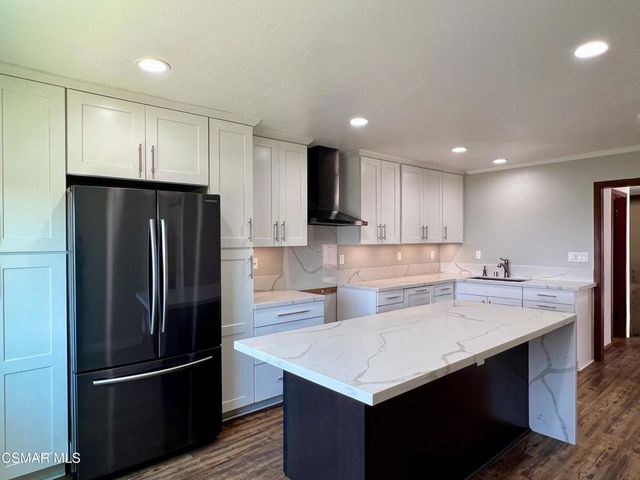 15652 Hillview Lane 17, Granada Hills, CA 91344