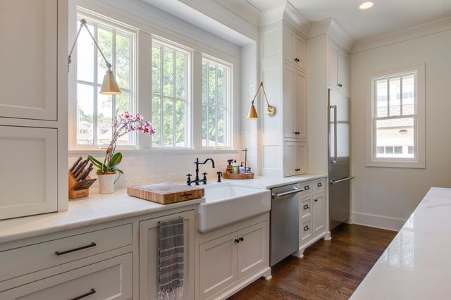 204 Elmington Ave, Nashville, TN 37205