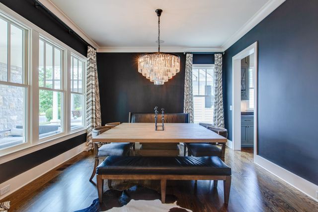 204 Elmington Ave, Nashville, TN 37205