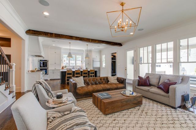 204 Elmington Ave, Nashville, TN 37205