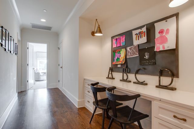 204 Elmington Ave, Nashville, TN 37205