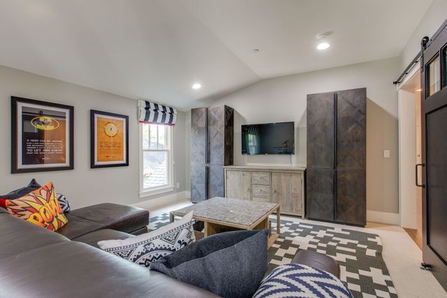 204 Elmington Ave, Nashville, TN 37205