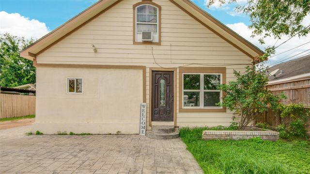 911 Wooding Street, Houston, TX 77011