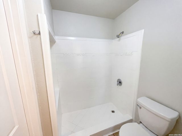 236 LAWTON ST, San Antonio, TX 78237