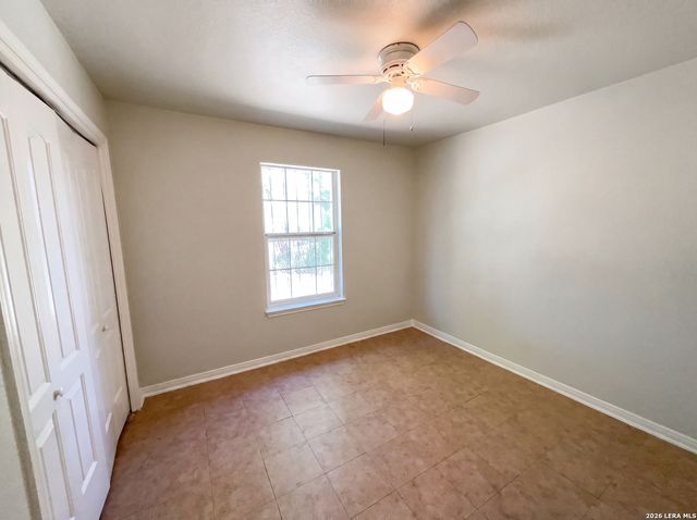 236 LAWTON ST, San Antonio, TX 78237