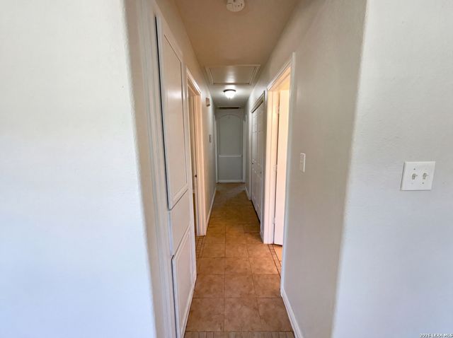 236 LAWTON ST, San Antonio, TX 78237