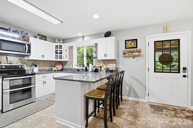 648 Cool Woods Drive, Boone, NC 28607