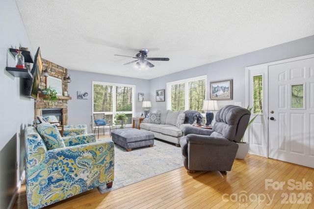 648 Cool Woods Drive, Boone, NC 28607