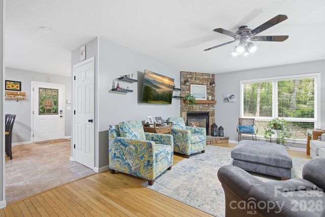 648 Cool Woods Drive, Boone, NC 28607