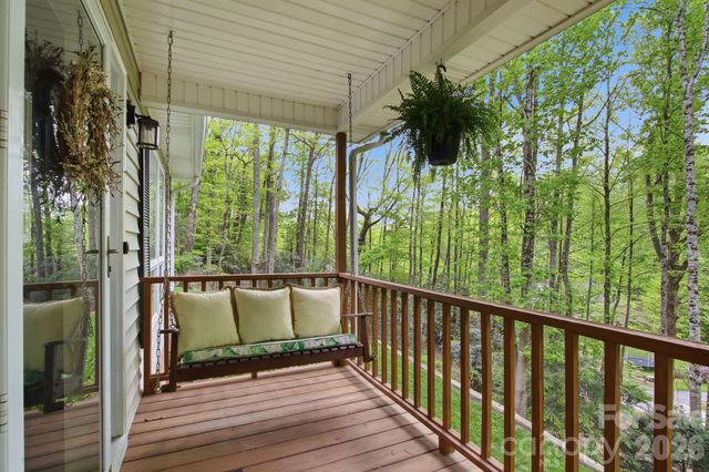 648 Cool Woods Drive, Boone, NC 28607