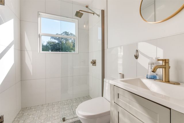 706 Cedar Hill Avenue, Dallas, TX 75208