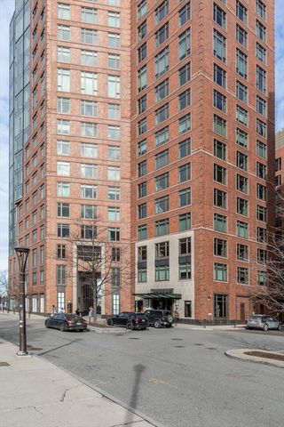 100 Lovejoy Wharf 5N, Boston, MA 02205