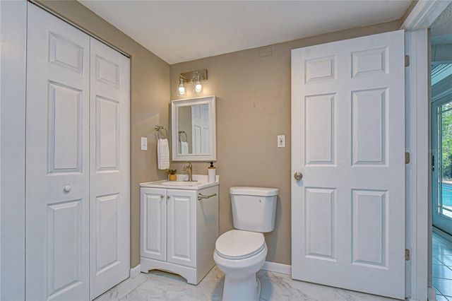 1901 OXFORD STREET N, St Petersburg, FL 33710