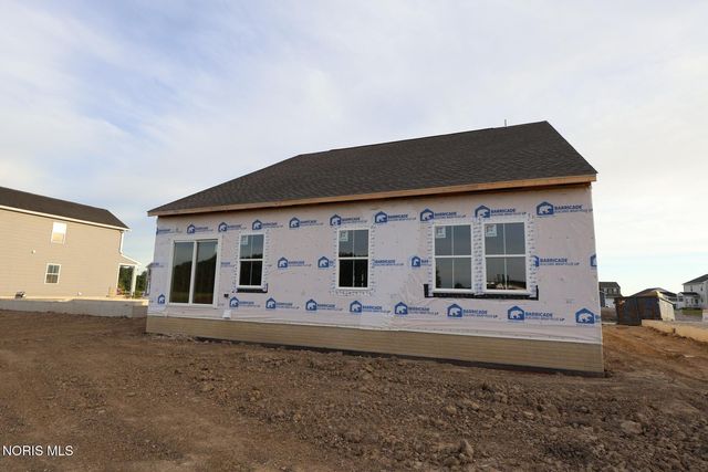 925 Creekside Lane, Bowling Green, OH 43402