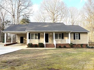 275 Holiday Road, Lancaster, SC 29720