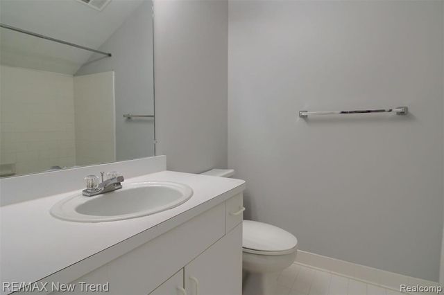 2191 Pleasant Drive, Commerce Twp, MI 48390
