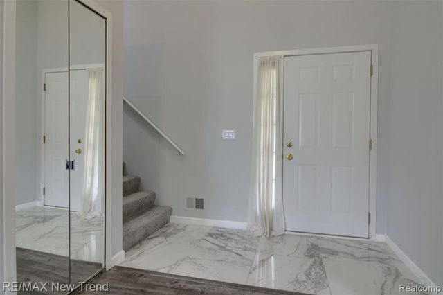 2191 Pleasant Drive, Commerce Twp, MI 48390