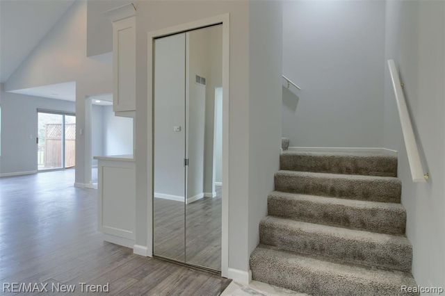 2191 Pleasant Drive, Commerce Twp, MI 48390