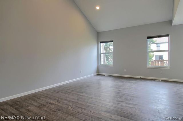 2191 Pleasant Drive, Commerce Twp, MI 48390