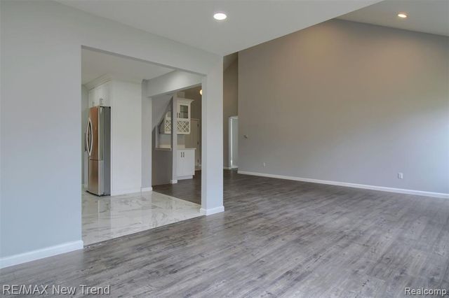 2191 Pleasant Drive, Commerce Twp, MI 48390