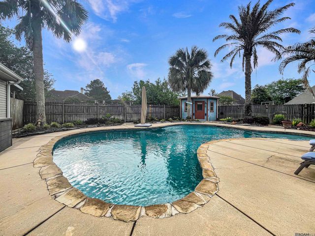 25949 Orleans Ave, Denham Springs, LA 70726