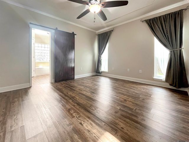 25949 Orleans Ave, Denham Springs, LA 70726