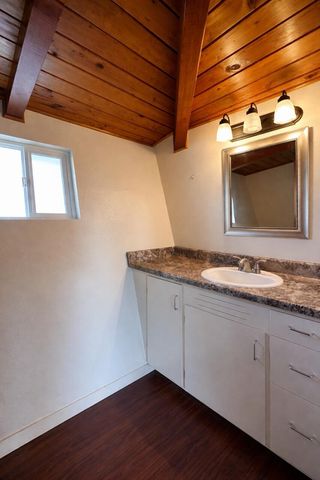 1305 NE Roseana Drive, Grants Pass, OR 97526